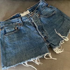 The Vintage Twin Levi’s - Size 24
